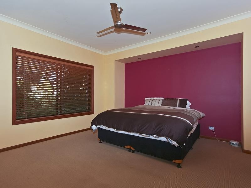 27 Gerona Circuit, Varsity Lakes QLD 4227
