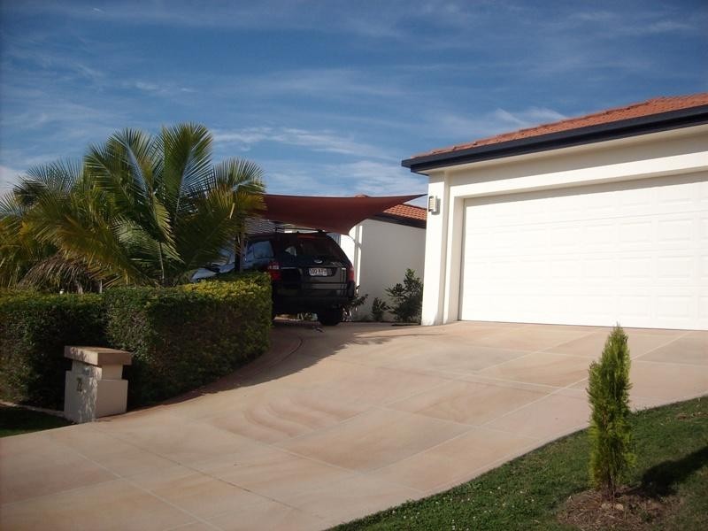 72 Lancewood Circuit, Robina QLD 4226