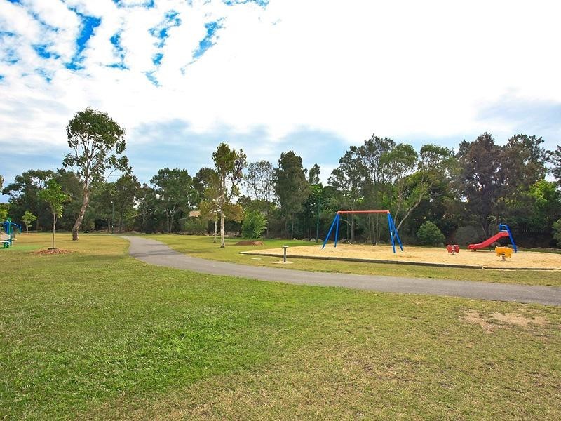 4/44 Frascott Avenue, Varsity Lakes QLD 4227