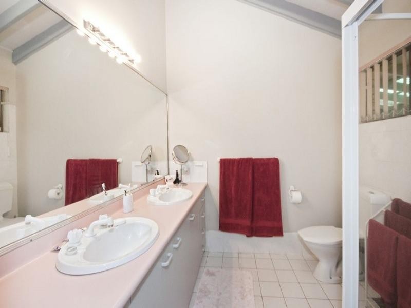 18 Alkira Way, Worongary QLD 4213