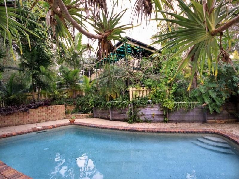 18 Alkira Way, Worongary QLD 4213