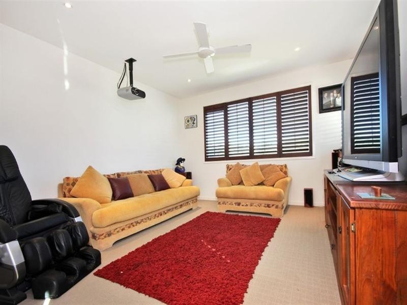 9 Caprice Street, Mudgeeraba QLD 4213