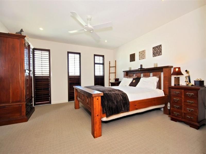 9 Caprice Street, Mudgeeraba QLD 4213