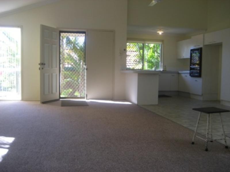 2/38 Killarney, Robina QLD 4226