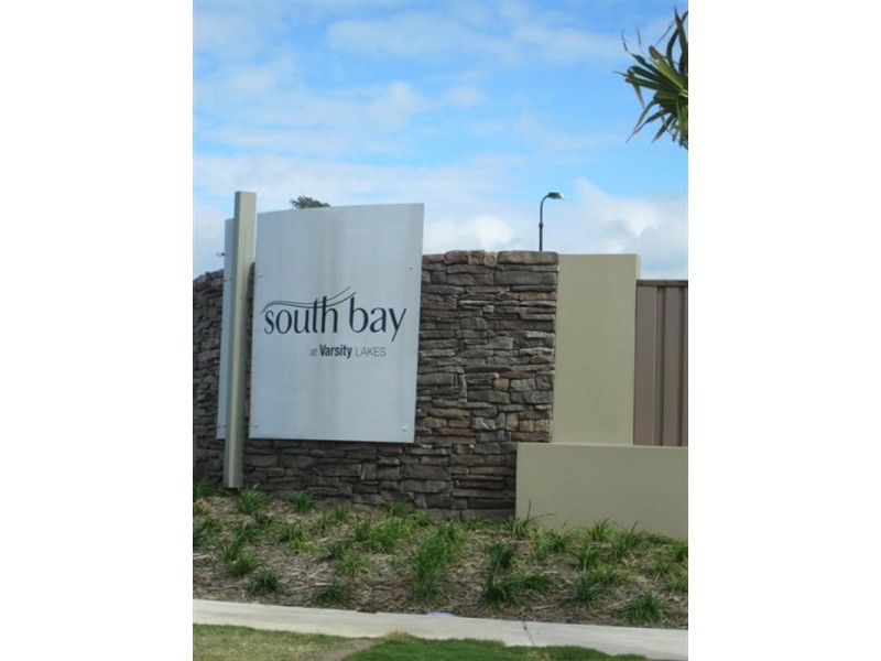 301-308 Emily Way / Christine Avenue, Varsity Lakes QLD 4227