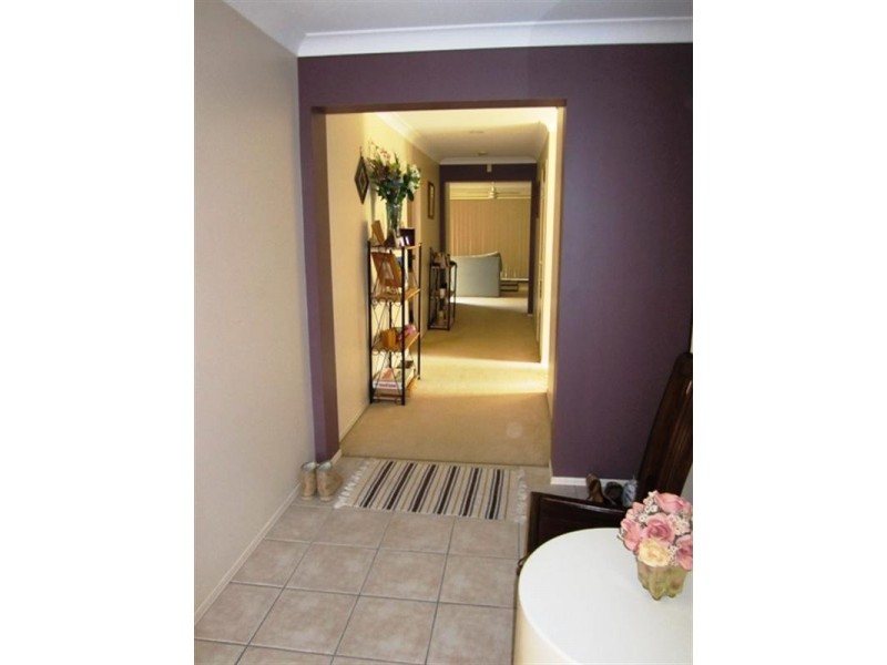 5A Merrilaine Crescent, Merrimac QLD 4226