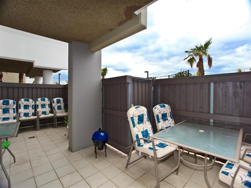 2102/111 Lindfield Road, Helensvale QLD 4212