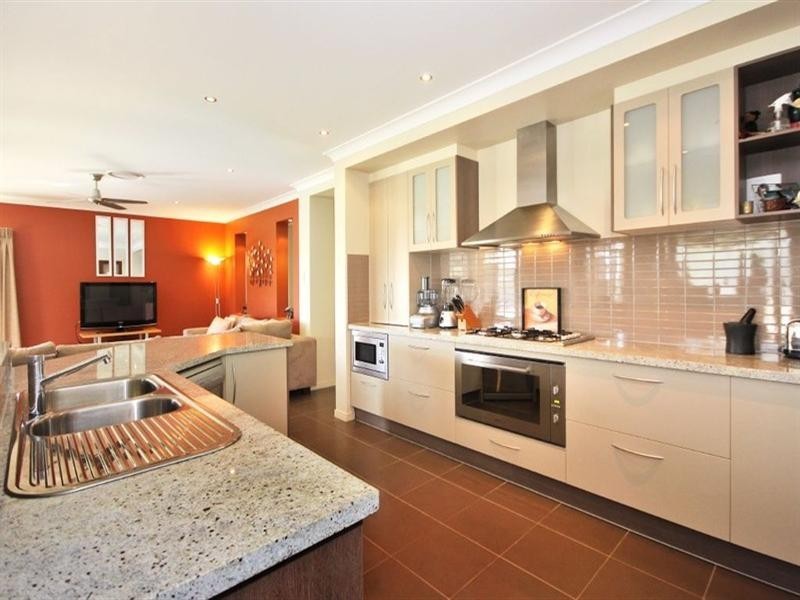 22 Tolga Road, Mudgeeraba QLD 4213