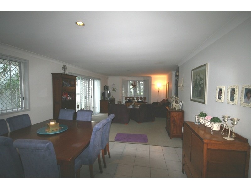 95 Highfield Drive, Merrimac QLD 4226