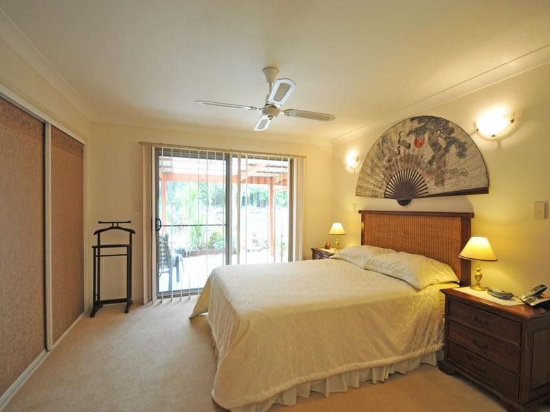 25 Outrigger Drive, Robina QLD 4226