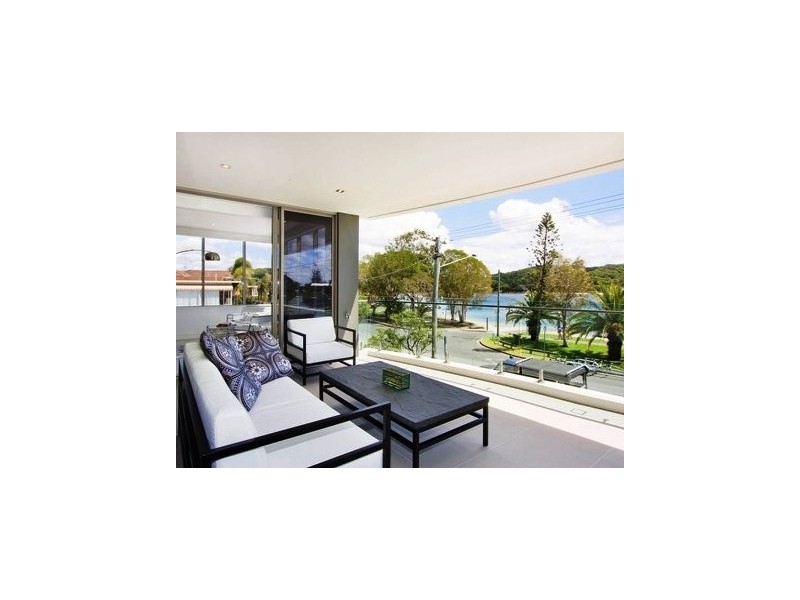 1/8 Murlong Crescent, Palm Beach QLD 4221