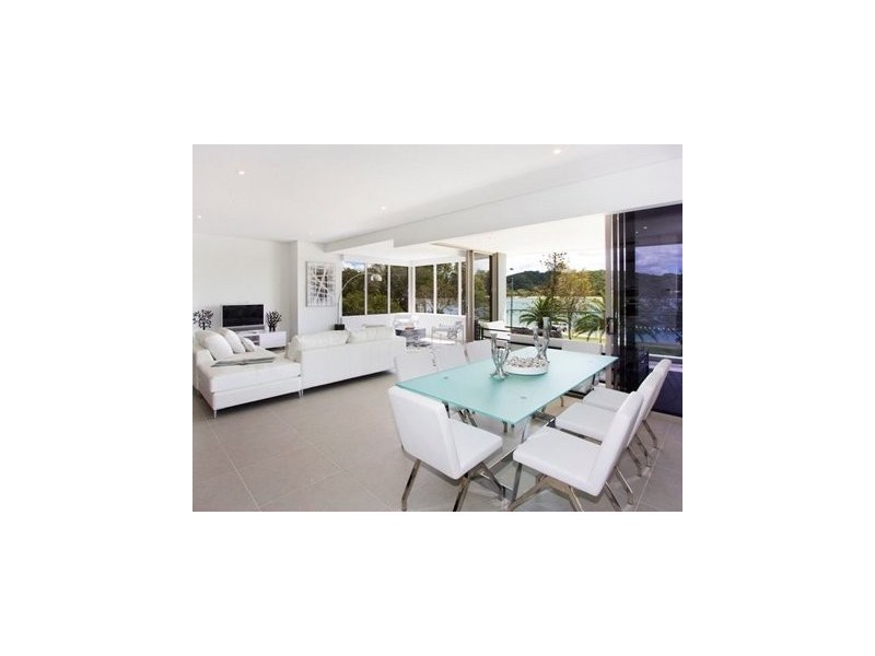 1/8 Murlong Crescent, Palm Beach QLD 4221