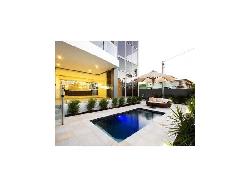 1/8 Murlong Crescent, Palm Beach QLD 4221