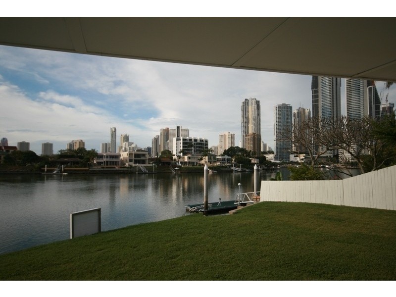 54 Sunrise Boulevard, Surfers Paradise QLD 4217
