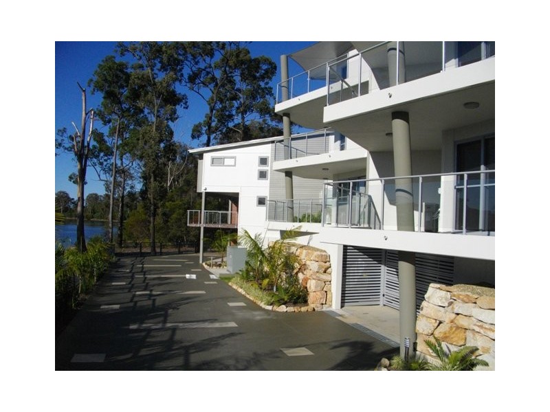13/28 Castello Circuit, Varsity Lakes QLD 4227