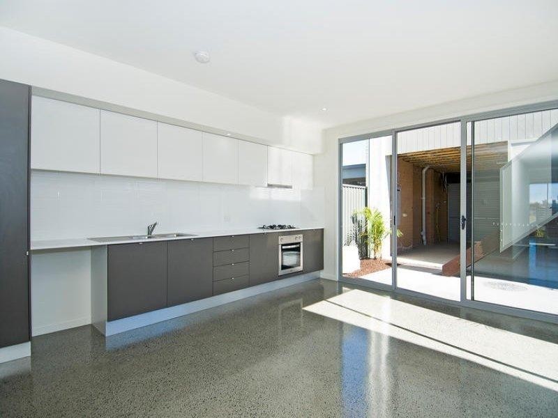 23 Emily Way “SOUTH BAY” Christine Avenue, Varsity Lakes QLD 4227