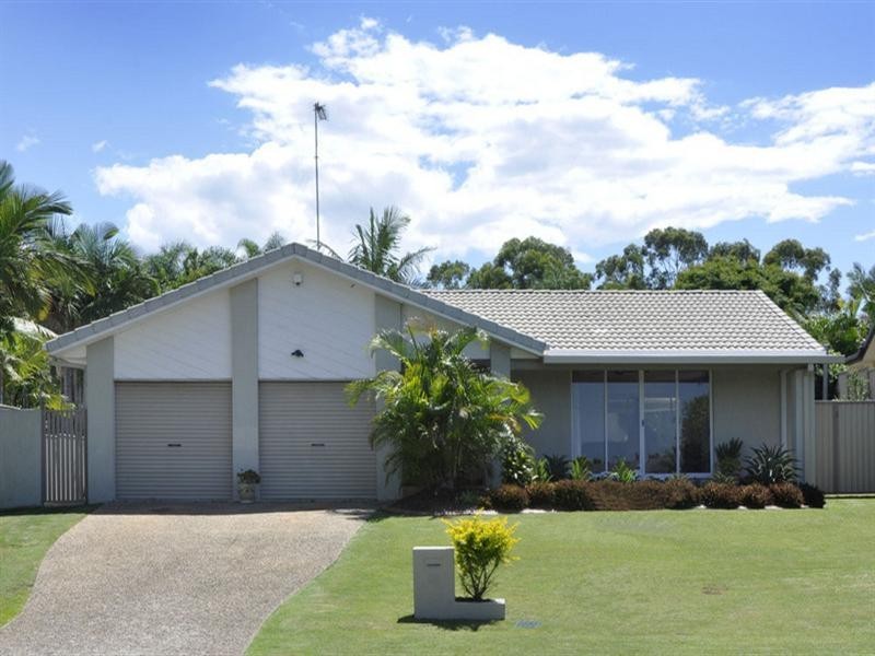 18 Tullamarine Drive, Robina QLD 4226