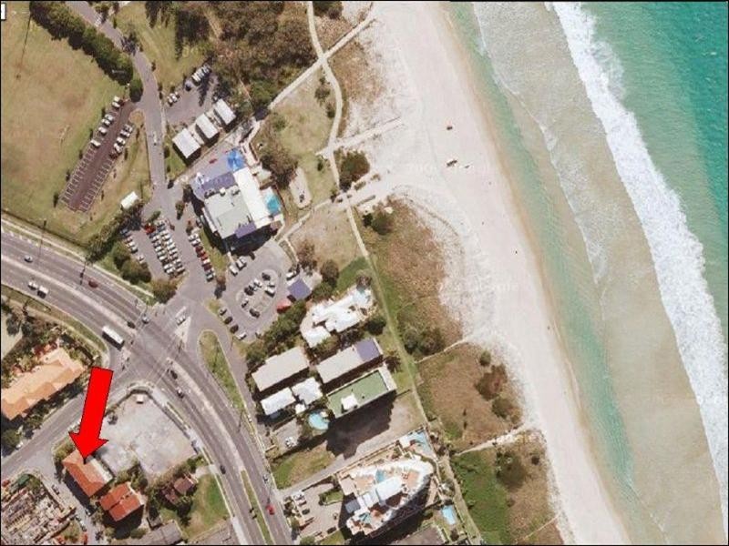 6 Tallebudgera Drive, Palm Beach QLD 4221