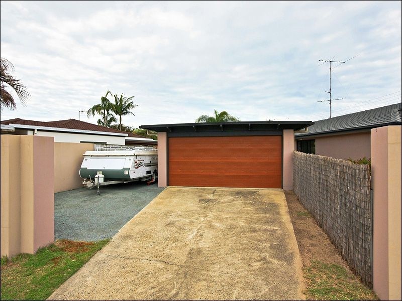 105 Tahiti Avenue, Palm Beach QLD 4221