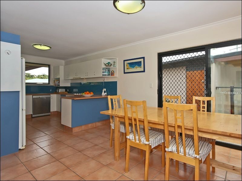 105 Tahiti Avenue, Palm Beach QLD 4221