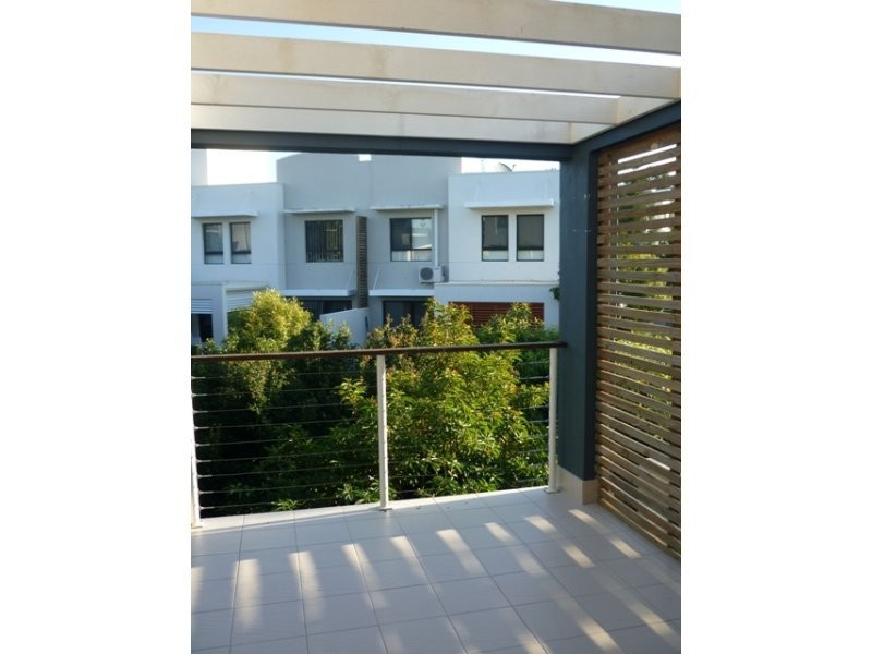 9 Riverwalk Avenue, Robina QLD 4226