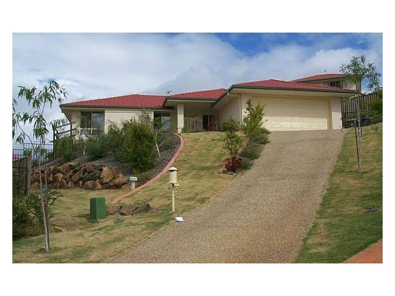 12 Ilminster Crescent, Mudgeeraba QLD 4213