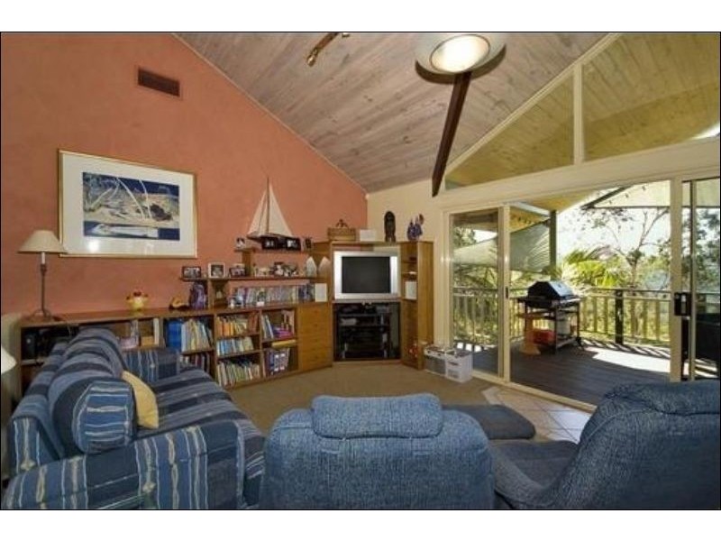 113 Strawberry Road, Mudgeeraba QLD 4213