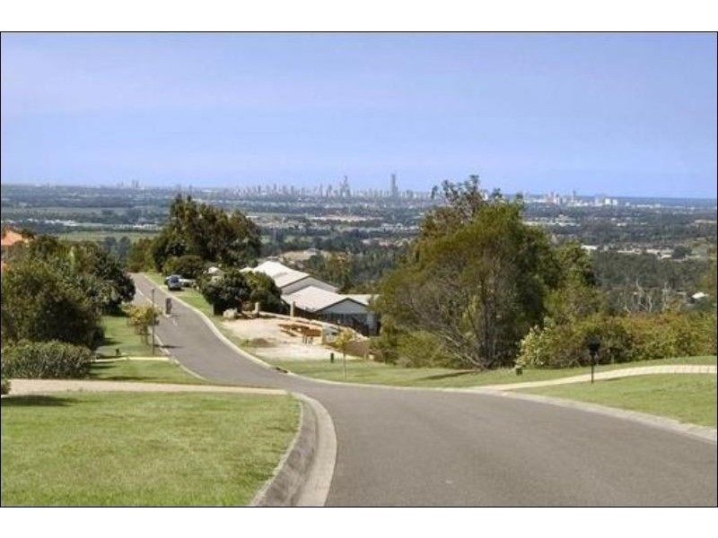 113 Strawberry Road, Mudgeeraba QLD 4213