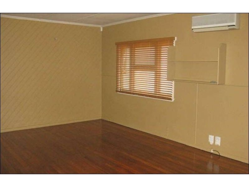 15 Sixth Avenue, Palm Beach QLD 4221