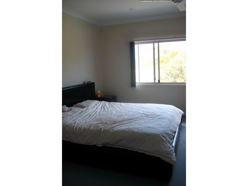 2/20 Heights Drive, Robina QLD 4226