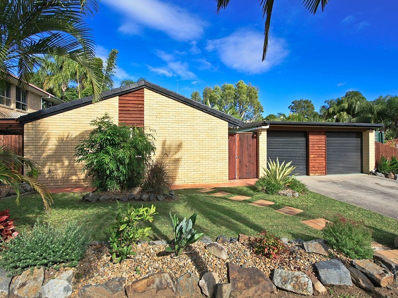 9 Millswyn Court, Carrara QLD 4211