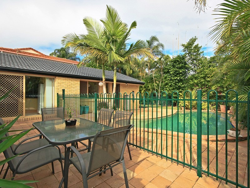 9 Millswyn Court, Carrara QLD 4211