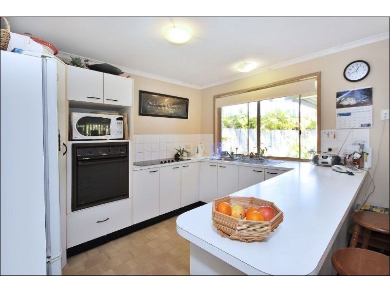 11 Colonsay Crescent, Merrimac QLD 4226