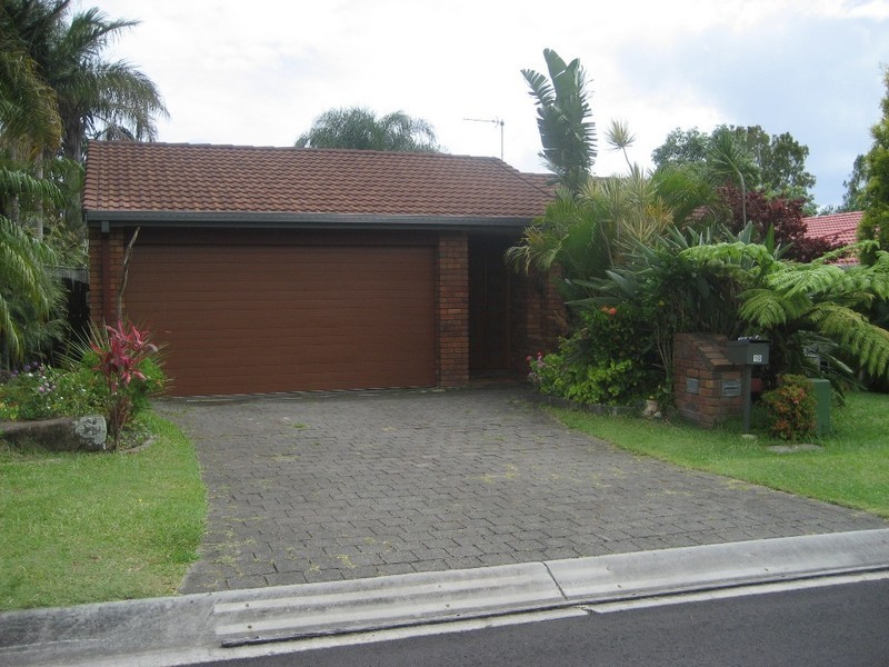 10 Roseville Court, Robina QLD 4226