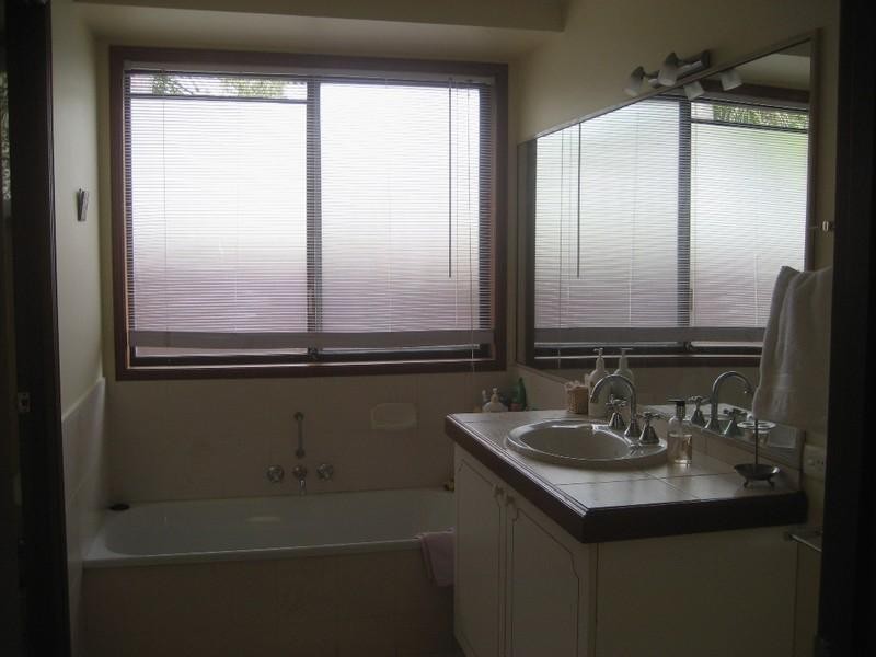 10 Roseville Court, Robina QLD 4226