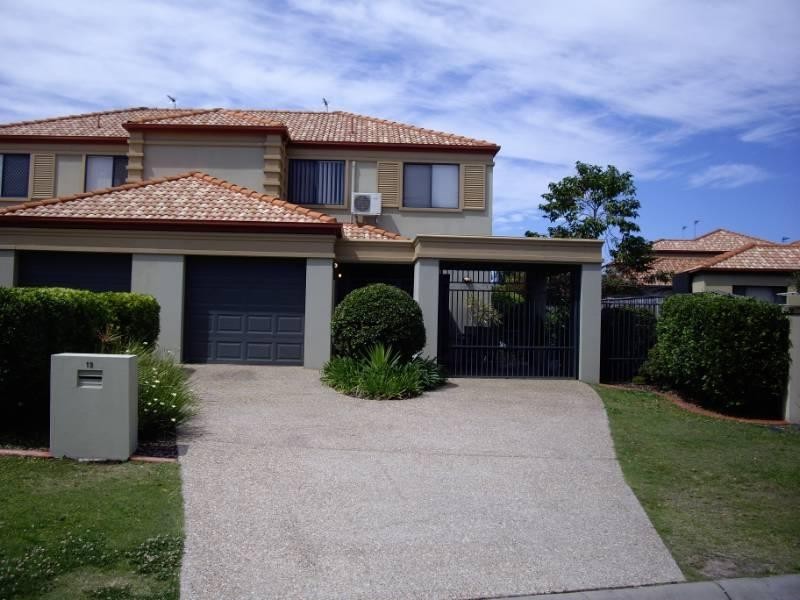 13 Woody Views Way, Robina QLD 4226