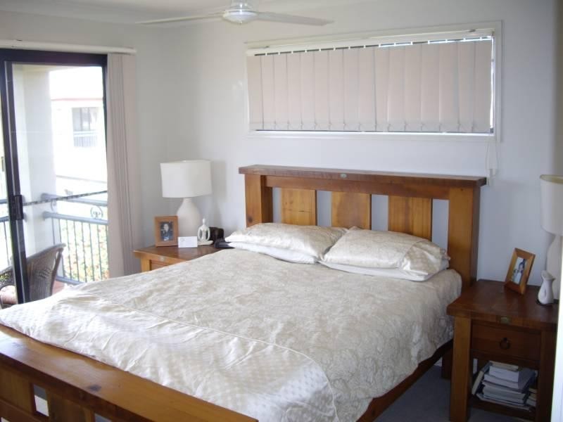 13 Woody Views Way, Robina QLD 4226