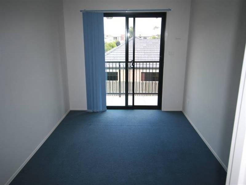 5 Andorra Place, Varsity Lakes QLD 4227