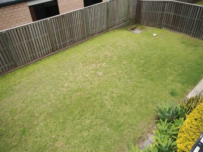 5 Andorra Place, Varsity Lakes QLD 4227