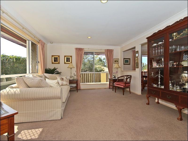 2 Highgate Lane, Robina QLD 4226