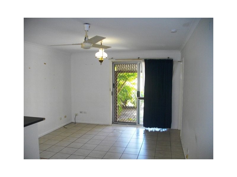 2/70 Tallebudgera Drive, Palm Beach QLD 4221