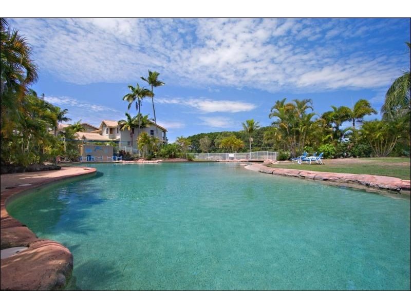 176/215 Cottesloe Drive, Mermaid Waters QLD 4218