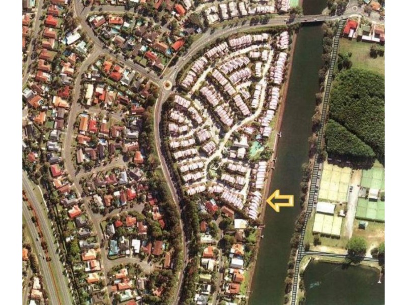 176/215 Cottesloe Drive, Mermaid Waters QLD 4218