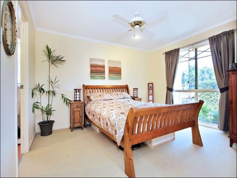 9 Quince Place, Bonogin QLD 4213