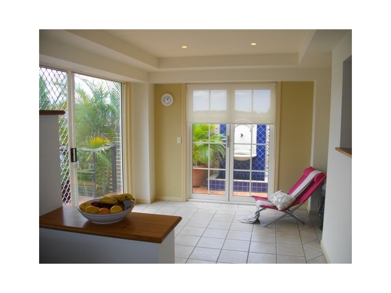 1 Cornell Court, Varsity Lakes QLD 4227