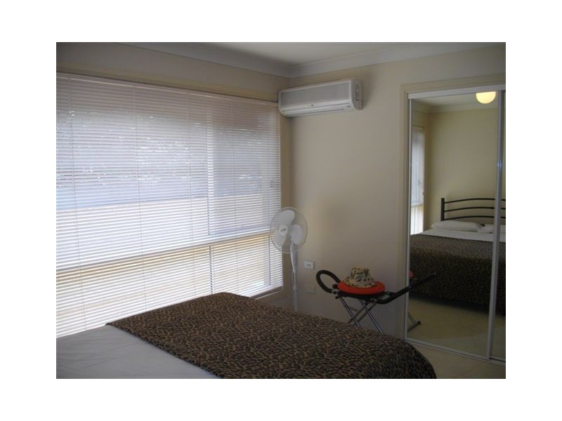 1 Cornell Court, Varsity Lakes QLD 4227