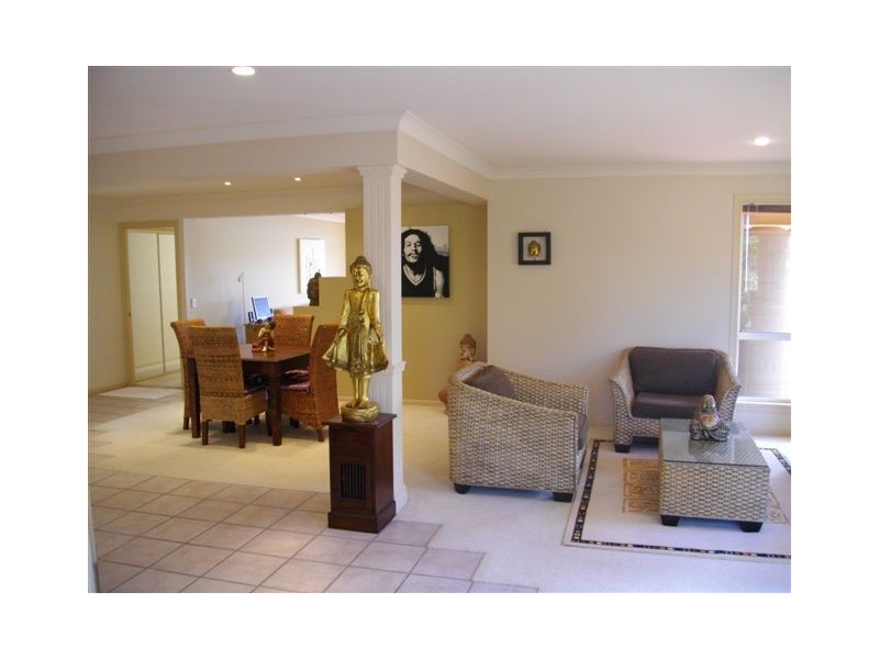 1 Cornell Court, Varsity Lakes QLD 4227