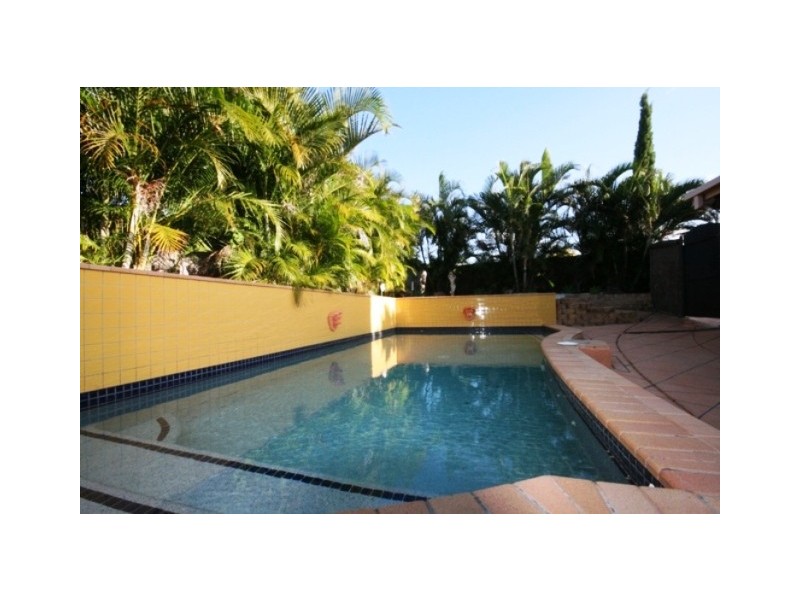 12 Macallan Street, Merrimac QLD 4226