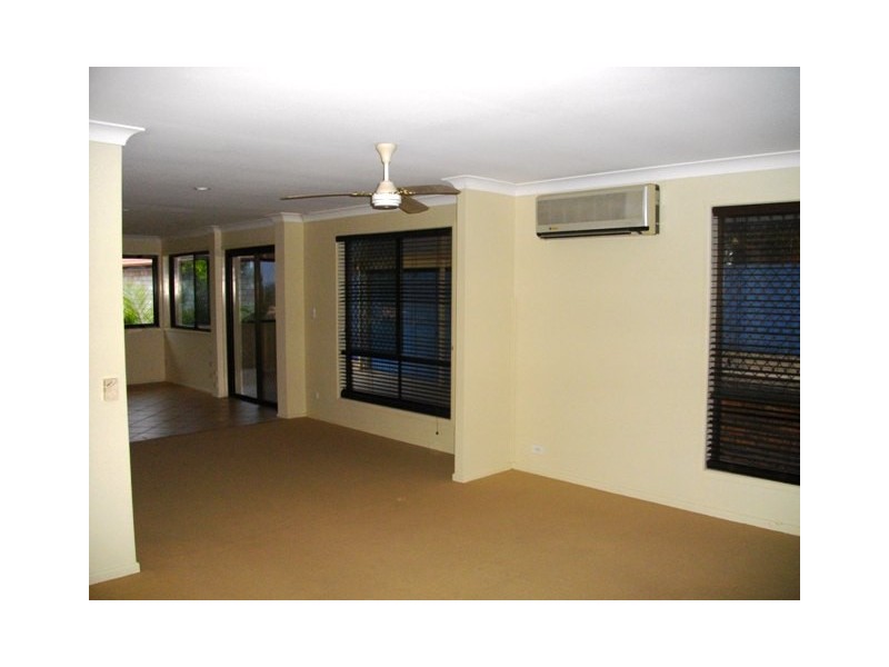 12 Macallan Street, Merrimac QLD 4226
