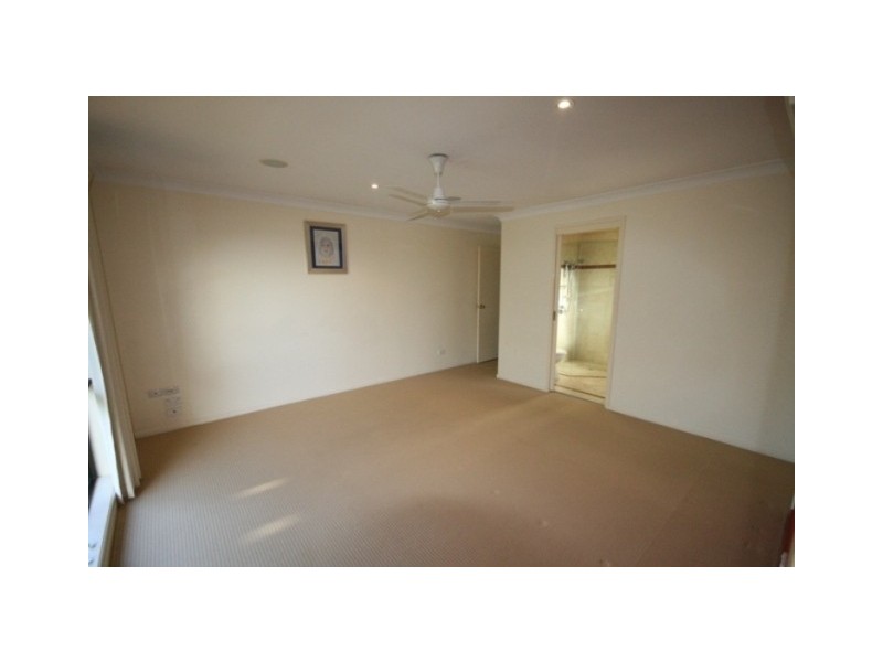 12 Macallan Street, Merrimac QLD 4226